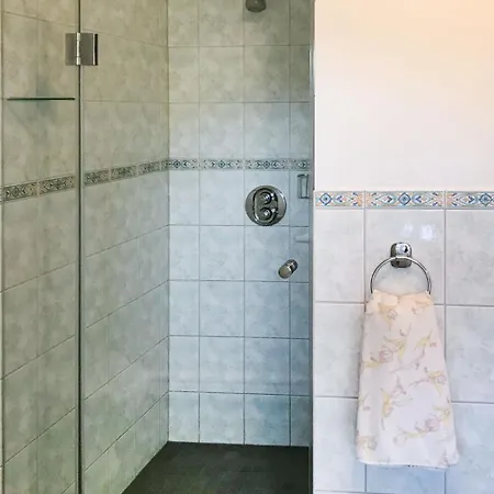 Flaschenpost By Interhome *